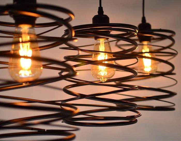 Подвесной светильник Ambrella light Traditional TR8403 В наличии, Производитель:Ambrella light, Тип: Подвесные, Артикул: TR8403 Доставка по РФ, актуальные цены и остатки, интернет-магазин Торгостров