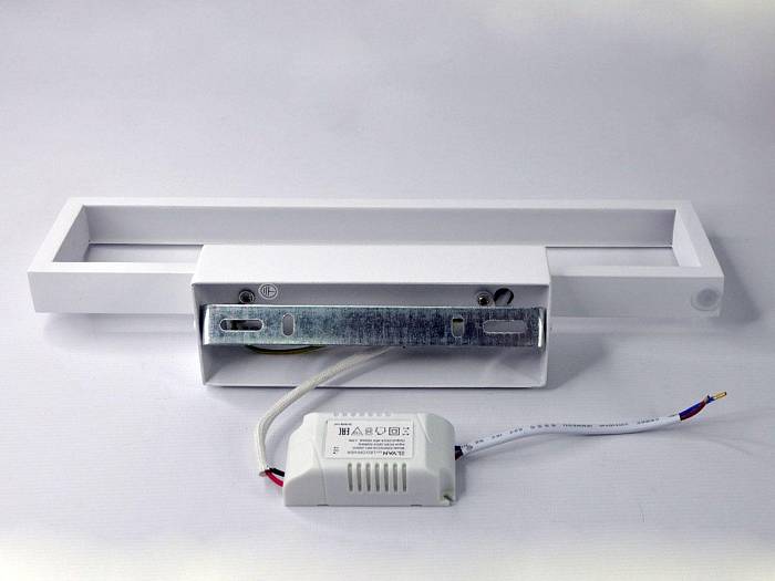 Бра Elvan GW-50310/1T-10W-WW-Wh В наличии, Производитель:Elvan, Тип: С 1 плафоном, Артикул: GW-50310/1T-10W-WW-Wh Доставка по РФ, актуальные цены и остатки, интернет-магазин Торгостров