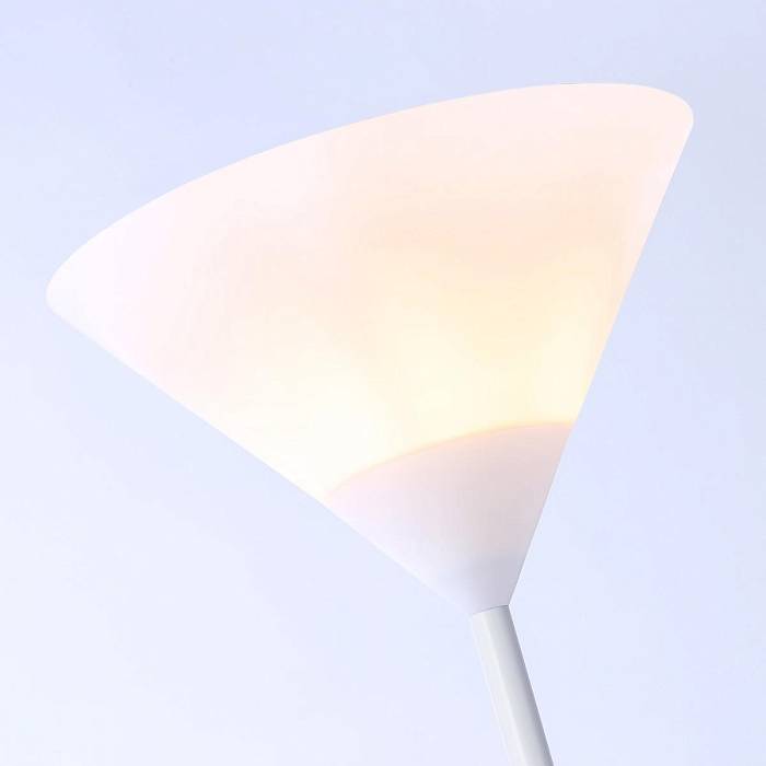 Торшер Ambrella light Traditional TR97612 В наличии, Производитель:Ambrella light, Тип: С 1 плафоном, Артикул: TR97612 Доставка по РФ, актуальные цены и остатки, интернет-магазин Торгостров