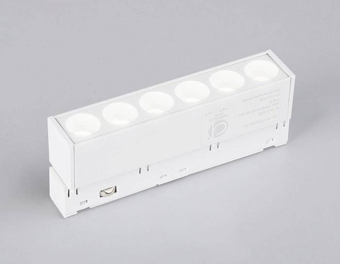 Трековый светодиодный светильник Ambrella light Track System Magnetic GL4017 Трековый светодиодный светильник Ambrella light Track System Magnetic GL4017 за 950 ₽ в наличии с доставкой по России. Трековые светильники. Интернет-магазин каталог товаров актуальные цены и остатки
