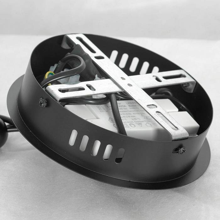 Подвесной светодиодный светильник Lussole Loft BEND LSP-7070 В наличии, Производитель:Lussole LOFT, Тип: Подвесные, Артикул: LSP-7070 Доставка по РФ, актуальные цены и остатки, интернет-магазин Торгостров