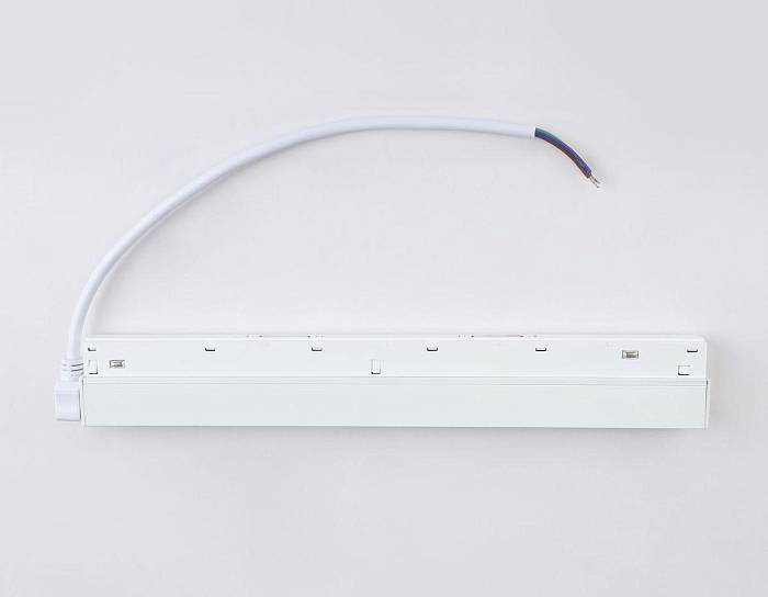 Блок питания внутренний для шинопровода Ambrella light Track System Magnetic GL3652 за 5 050 ₽ в наличии с доставкой по России. Комплектующие для трековых систем. Интернет-магазин каталог товаров актуальные цены и остатки