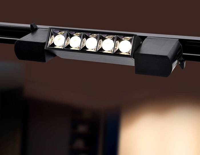Трековый светодиодный светильник Ambrella light Track System GL6688 Трековый светодиодный светильник Ambrella light Track System GL6688 за 1 350 ₽ в наличии с доставкой по России. Трековые светильники. Интернет-магазин каталог товаров актуальные цены и остатки