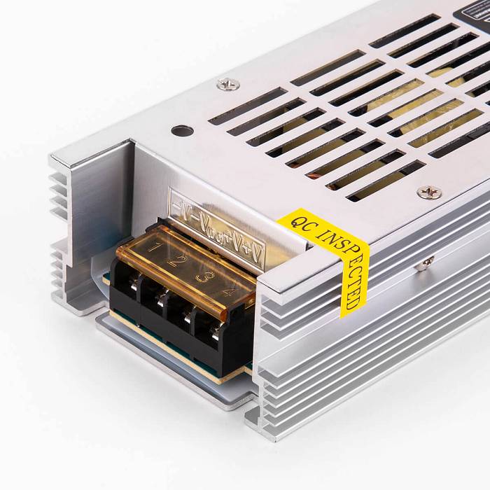 Блок питания для светодиодной ленты Elektrostandard LST 24V 250W 10,41A a052984 Блок питания для светодиодной ленты Elektrostandard LST 24V 250W 10,41A a052984 за 4 300 ₽ в наличии с доставкой по России. Блоки питания. Интернет-магазин каталог товаров актуальные цены и остатки