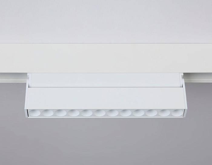 Трековый светодиодный светильник Ambrella light Track System Magnetic GL4044 Трековый светодиодный светильник Ambrella light Track System Magnetic GL4044 за 3 800 ₽ в наличии с доставкой по России. Трековые светильники. Интернет-магазин каталог товаров актуальные цены и остатки