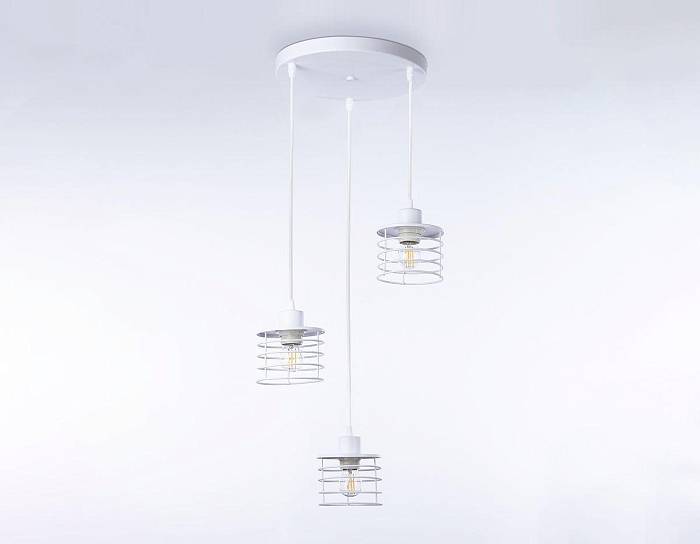 Подвесная люстра Ambrella light Traditional TR8078 В наличии, Производитель:Ambrella light, Тип: Подвесные, Артикул: TR8078 Доставка по РФ, актуальные цены и остатки, интернет-магазин Торгостров