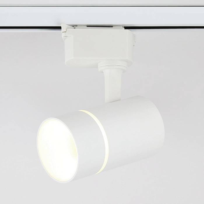 Трековый светильник Ambrella light GL5216 Трековый светильник Ambrella light GL5216 за 1 230 ₽ в наличии с доставкой по России. Трековые светильники. Интернет-магазин каталог товаров актуальные цены и остатки