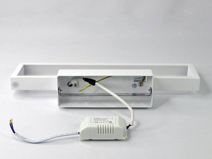 Бра Elvan GW-50310/1T-10W-WW-Wh В наличии, Производитель:Elvan, Тип: С 1 плафоном, Артикул: GW-50310/1T-10W-WW-Wh Доставка по РФ, актуальные цены и остатки, интернет-магазин Торгостров